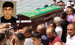 Serinlemek için girdiği denizde boğulan genç toprağa verildi