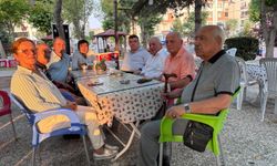 CHP eski İl Başkanları çay sohbetinde buluştu