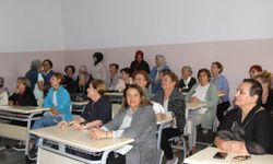 Nenehatun Kız Anadolu Lisesi'nin yarım  asırlık mezunları bir araya geldi