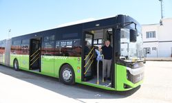 Belediye biri körüklü 5 yeni otobüs daha aldı!
