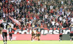 Vanspor maçını  8 bin 25 kişi izledi