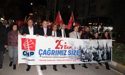 CHP’den coşkulu fener alayı