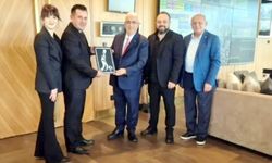 Berberler ve kuaförlerden  Ahmet Ahlatcı’ya teşekkür