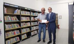 Kitap okuma ödülü aldılar