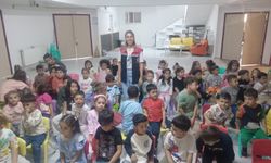 Minik öğrencilere su verimliliği anlatılıyor