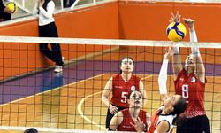 Arena ve Çorum Voleybol Karadeniz’den çıkamadı