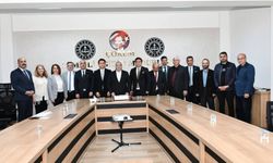 Milli Eğitim’de pastalı kutlama