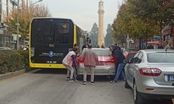 Çorum'da duyarsız sürücü trafiği kilitleyince vatandaşlar devreye girdi!