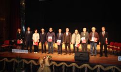 Emekli öğretmenlere “Hizmet Şeref Belgesi”