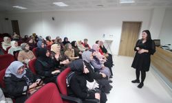 AK Parti Kadın Kollarına kanser farkındalığı eğitimi