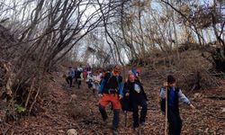 Öğretmenlerden  doğa yürüyüşü