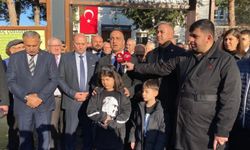 Solmaz: “Bizleri ne Atatürk ne de Cumhuriyetten vazgeçiremezsiniz”