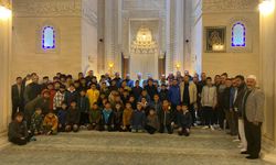Spor Kulübü gençleri sabah namazında camide buluştu