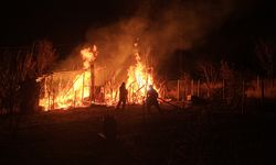 Çorum’da bağ evinde çıkan yangın söndürüldü