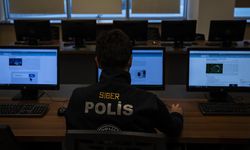 Çocuk tacizi, nitelikli dolandırıcılık ve yasa dışı bahis! Çorum'da siber operasyonu