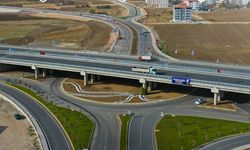 Ulaştırma Bakanı Çorum'daki yolu o sözlerle paylaştı