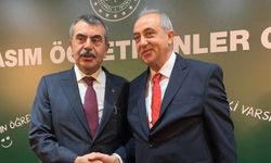 Öğretmenler Günü’nde Çorum’u  Ender Özcan Özçakır temsil etti