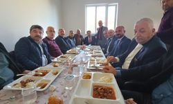 Şükür kurbanında muhabbet ettiler, lokma paylaştılar