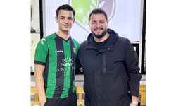 Mimar Sinanspor şampiyon stoperi kadrosuna kattı