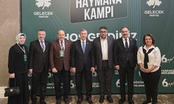 Gelecek Partisi’nden manifestolu kutlama