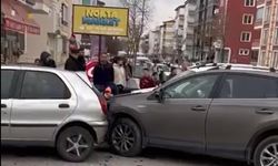 Buharaevler'de zincirleme kaza