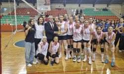 ‘File’ Mehmet Akif Ersoy ve 23 Nisan şampiyon