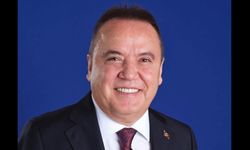 Muhittin Böcek hastaneye kaldırıldı