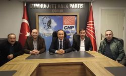 Muhtarlardan CHP’ye kutlama ziyareti