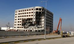 Çorum Eski Devlet Hastanesi yıkım çalışmaları başladı