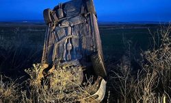 Otomobil takla attı