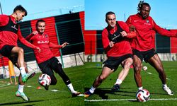 Salonda kuvvet, sahada taktik