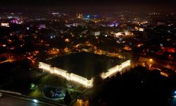 Tarihi Çorum Kalesi ışıl ışıl