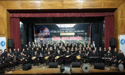 Belediye’den Türk Halk Müziği ziyafeti