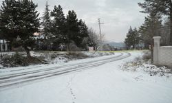 Dodurga-Osmancık kara yolunun bir bölümü buzlanma tehlikesi nedeniyle ulaşıma kapatıldı