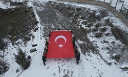 Çocuklar doğaya  sevgilerini bıraktı