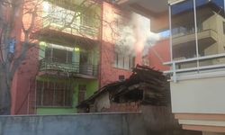 Metruk binada korkutan yangın!