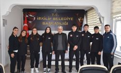 İskilipli güreşçiler sözleşme yeniledi