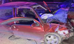 Çorum’da iki otomobilin çarpıştığı kazada 8 kişi yaralandı