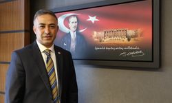 “Kimse Türk Milleti’ni bayrağıyla  sınamaya kalkışmasın”
