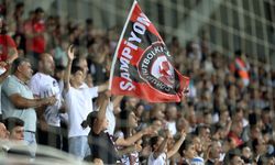 Çorum FK’dan öğrencilere karne hediyesi