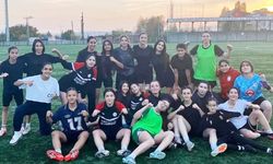 Buharaspor’un genç kızları ilk maçına çıkıyor