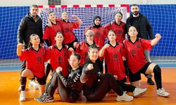 Eti Lisesi finallere bir adım daha yaklaştı