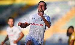 Yerliler: 16-Yabancılar: 12