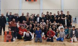 Efeler ikinci yarıya harika başladı: 3-0