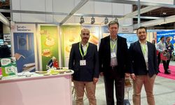 Salih Zeki Öztekin  İngiltere’de fuara katıldı