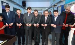 Memiş Bekmezci Ortaokulu'na yeni kütüphane kazandırıldı