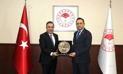 Muhsin Dere, Bakan Yardımcısı  Ebubekir Gizligider ile görüştü