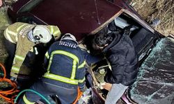 Otomobil şarampole  devrildi: 4 yaralı