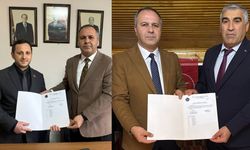 MHP’de yeni ilçe başkanları  görevi devraldı