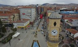 Borçlanıyoruz ama ödemiyoruz! Çorum ilk 20'de